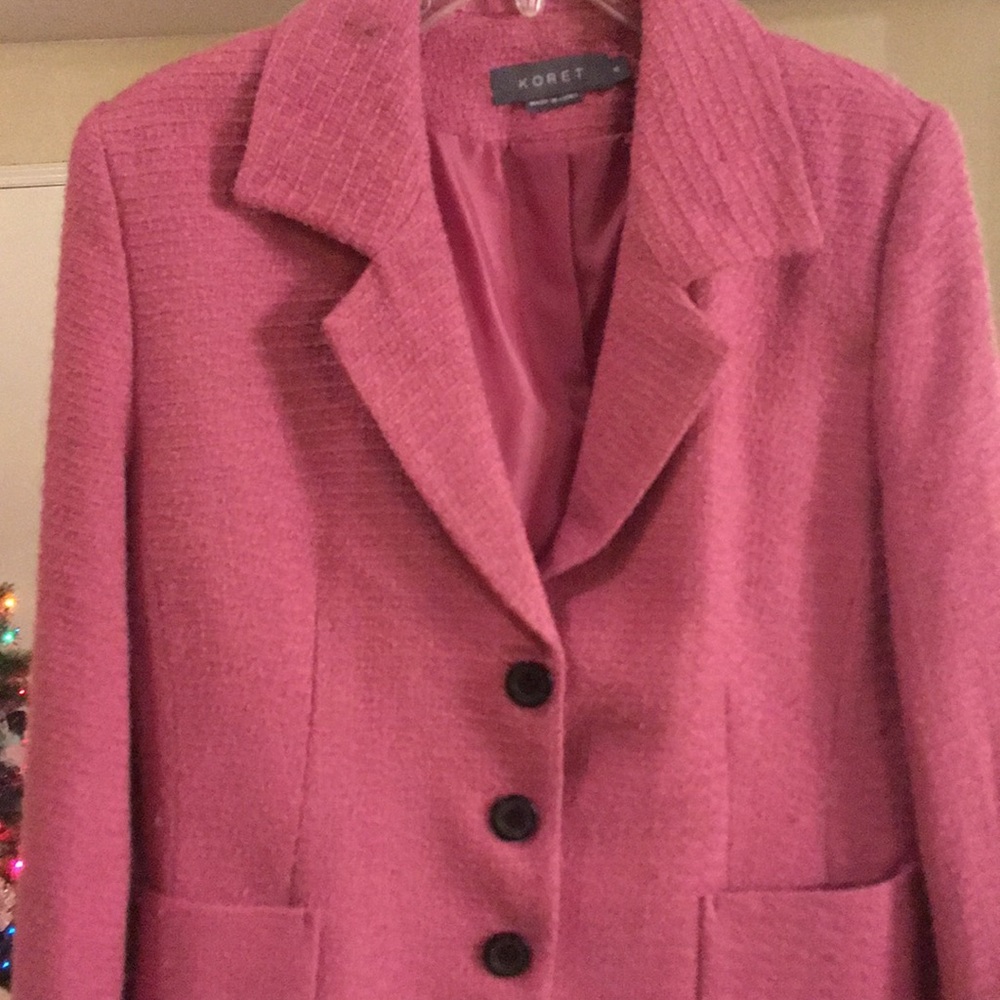 Acrylic/ Polyester Pink blazer.